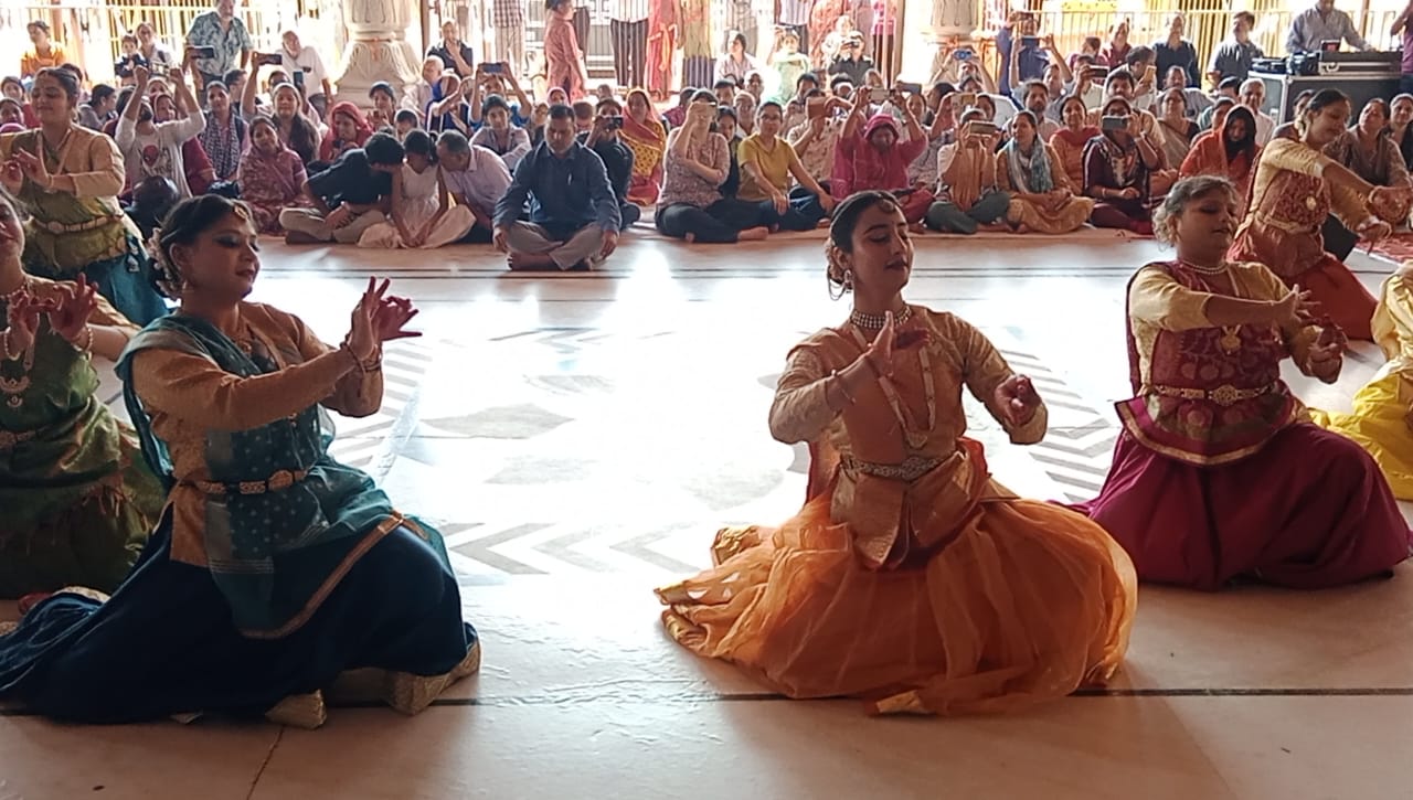 जयपुर स्थापना दिवस समारोह की शुरुआत जयपुर स्थापना दिवस समारोह की शुरुआत