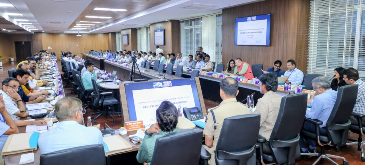Review of election preparations, observers gave instructions Review of election preparations, observers gave instructions