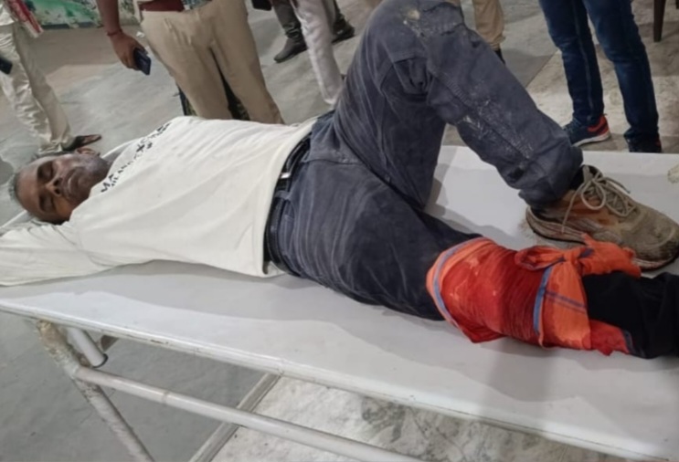 पुलिस मुठभेड़ में घायल सिंकदर सहनी