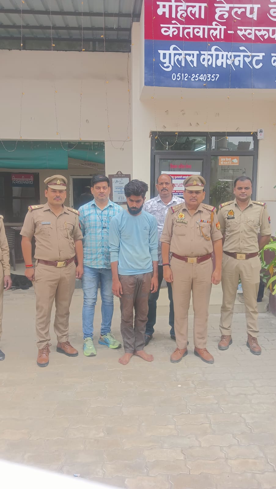 पुलिस की गिरफ्त में आरोपित औरैया निवासी दामाद मोहित सिंह