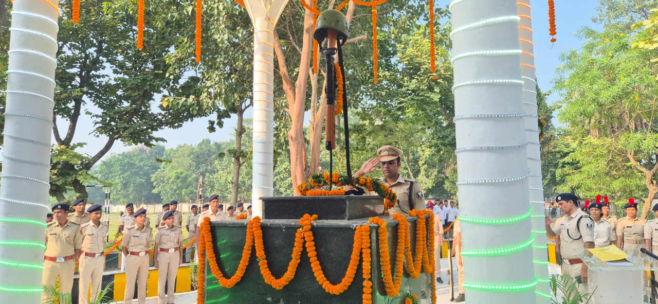 SP saluting martyrs on Police Remembrance Day SP saluting martyrs on Police Remembrance Day