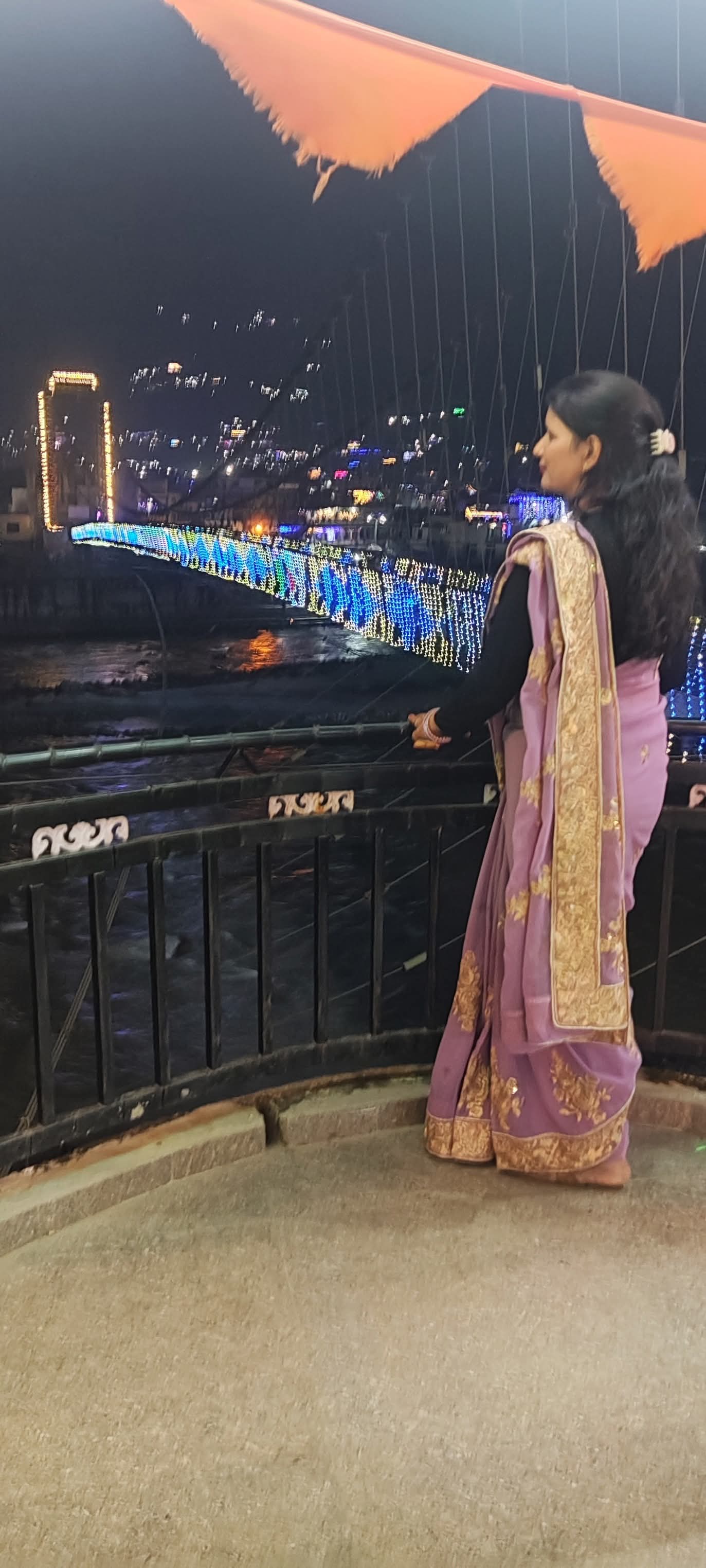 पालिका क्षेत्र चिन्यालीसौड़ में दीपावली में भटकते रहे लोग पानी के लिए पालिका क्षेत्र चिन्यालीसौड़ में दीपावली में भटकते रहे लोग पानी के लिए