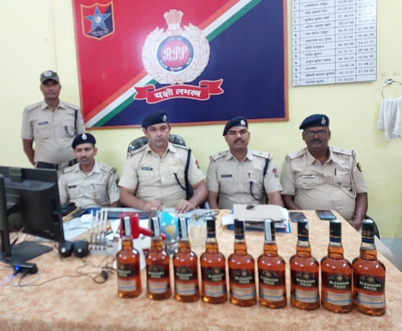 बरामद शराब बरामद शराब