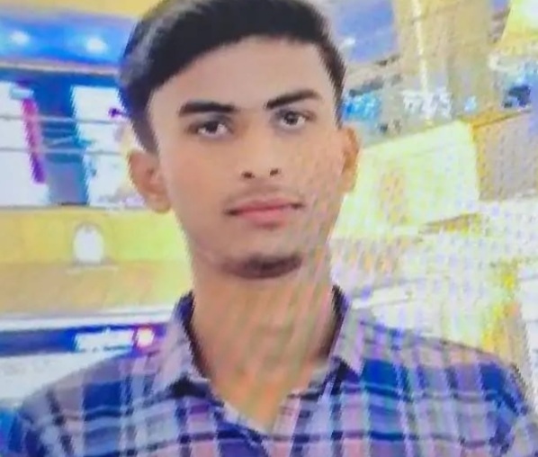 मृतक का फाइल फोटो मृतक का फाइल फोटो