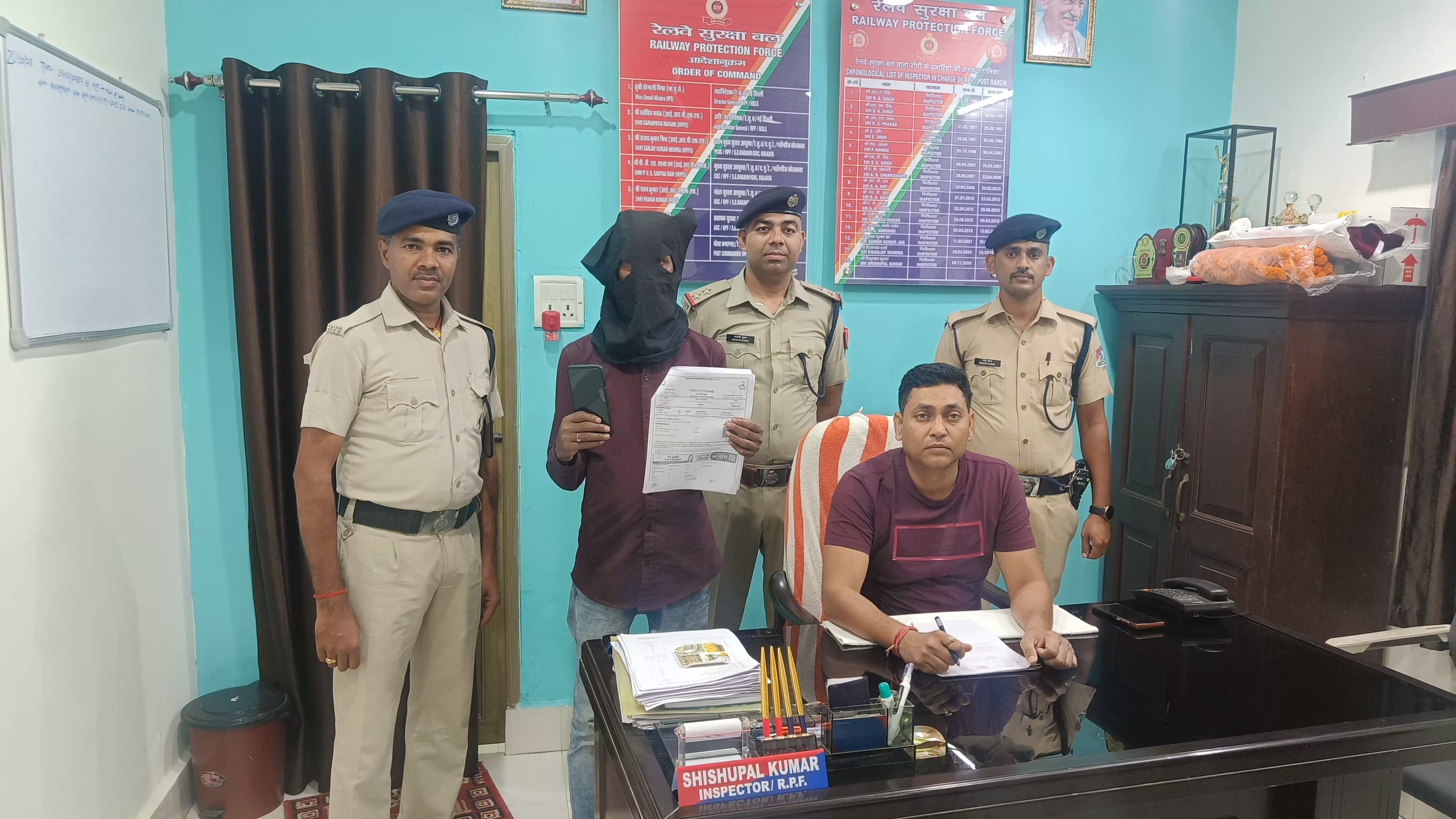 आरोपित की तस्वीर आरोपित की तस्वीर