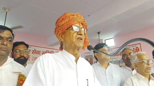 कार्यक्रम में लोगों को संबोधित करते हुए राज्यसभा सांसद रामचंद्र जांगड़ा। कार्यक्रम में लोगों को संबोधित करते हुए राज्यसभा सांसद रामचंद्र जांगड़ा।