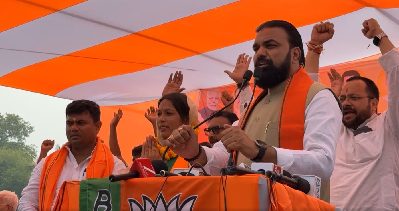 उपमुख्यमंत्री सम्राट चौधरी ने राजद उम्मीदवार खेसारी लाल यादव पर बोल तीखा हमला, बताया नाचनेवाला उपमुख्यमंत्री सम्राट चौधरी ने राजद उम्मीदवार खेसारी लाल यादव पर बोल तीखा हमला, बताया नाचनेवाला