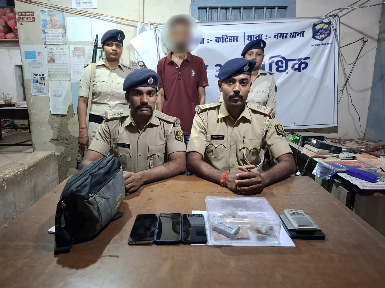 गिरफ्तार तस्कर गिरफ्तार तस्कर