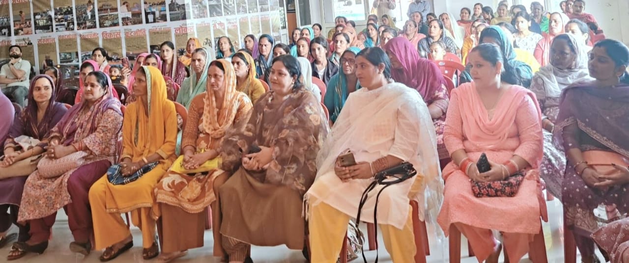 संजीता डोगरा ने महिला सम्मेलन को किया संबोधित संजीता डोगरा ने महिला सम्मेलन को किया संबोधित