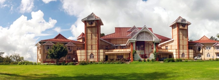 होटल पीटरहॉफ होटल पीटरहॉफ