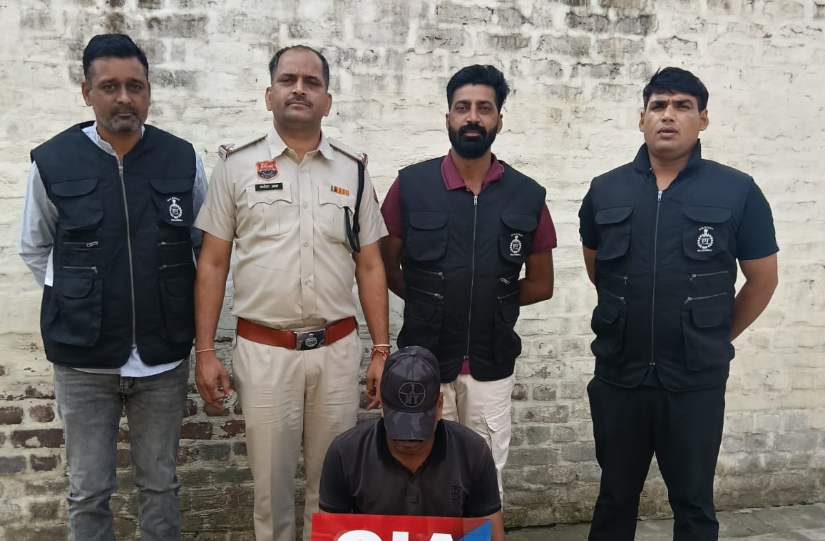 अफीम तस्करी मामले में पकड़ा गया आरोपी।