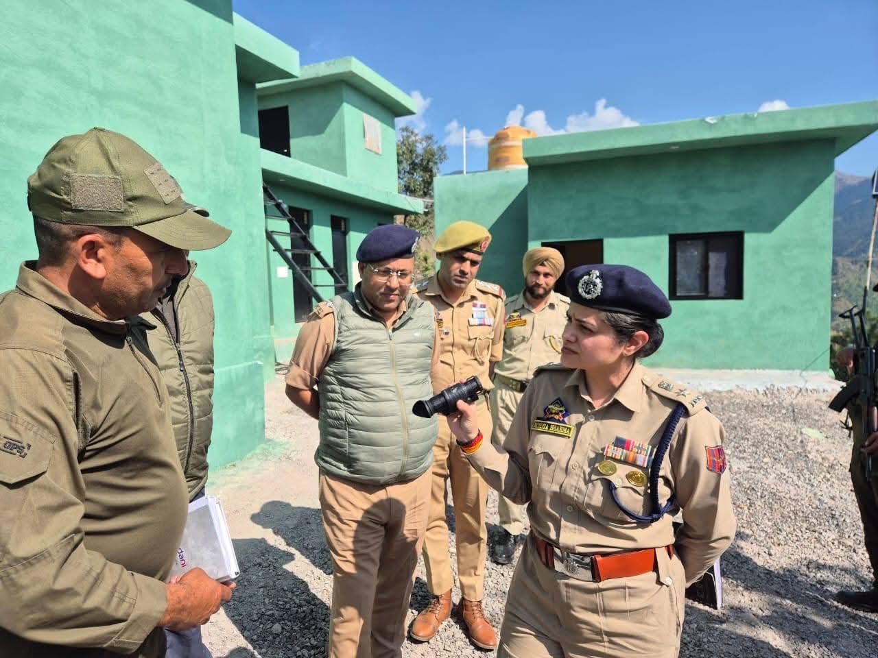 SSP Mohita Sharma visited the hilly areas of Kathua SSP Mohita Sharma visited the hilly areas of Kathua