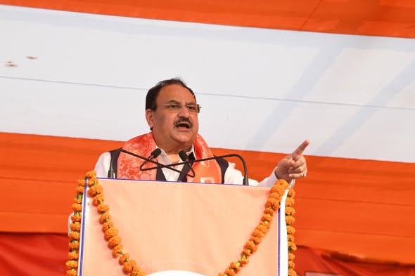 भाजपा अध्यक्ष जेपी नड्डा वैशाली के पातेपुर में सभा को सम्बोधित करते