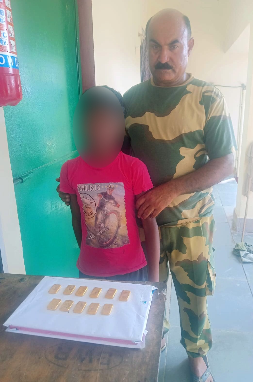 बरामद सोना बरामद सोना