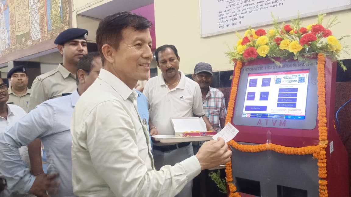 Launching Du R M Launching Du R M