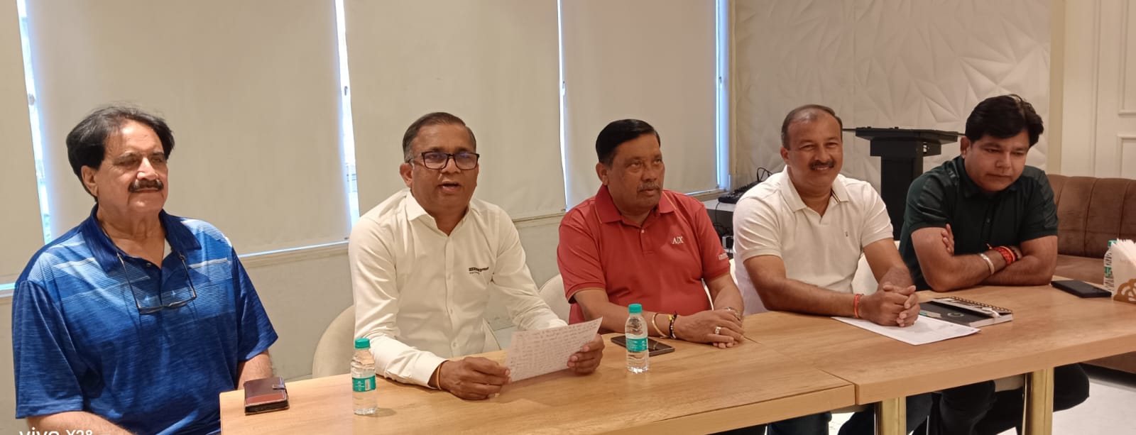 मुरादाबाद टेनिस एसोसिएशन की प्रेस वार्ता को संबोधित करते करनवीर सिंह। मुरादाबाद टेनिस एसोसिएशन की प्रेस वार्ता को संबोधित करते करनवीर सिंह।