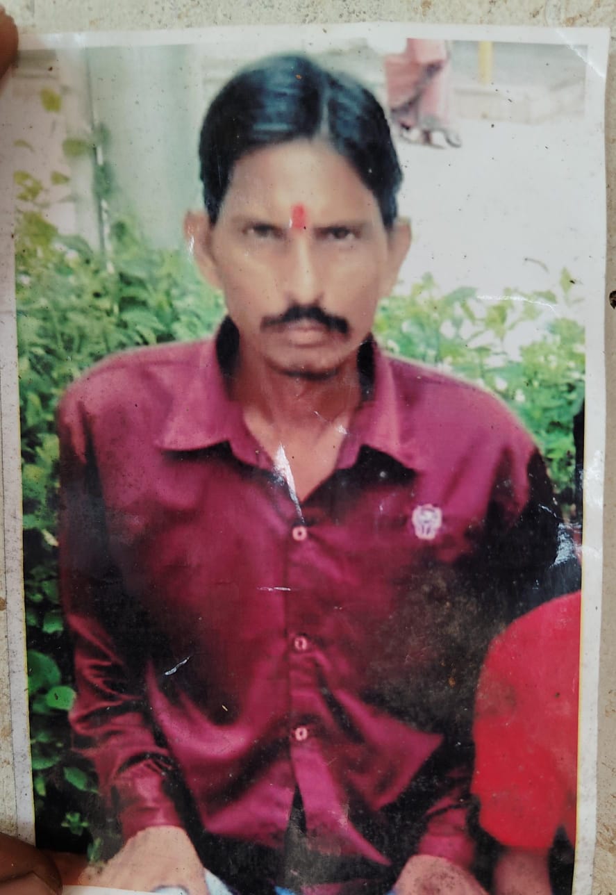 म्रतक की फाइल फोटो म्रतक की फाइल फोटो