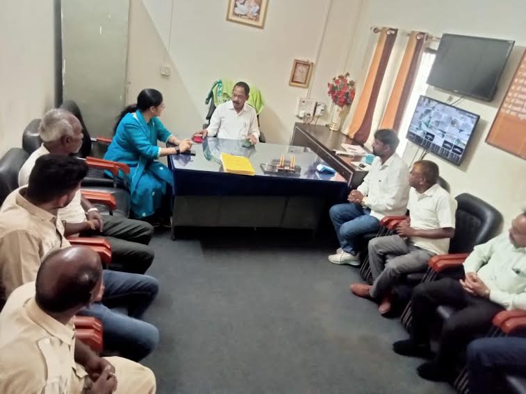 24 अक्टूबर से मंडियों में सोयाबीन खरीदी होगी प्रारंभ, जिला प्रशासन ने की संपूर्ण तैयारियां 24 अक्टूबर से मंडियों में सोयाबीन खरीदी होगी प्रारंभ, जिला प्रशासन ने की संपूर्ण तैयारियां