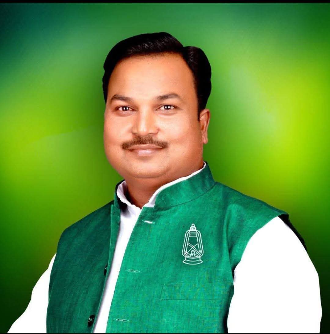 अररिया फोटो:राजद जिलाध्यक्ष अविनाश आनंद अररिया फोटो:राजद जिलाध्यक्ष अविनाश आनंद