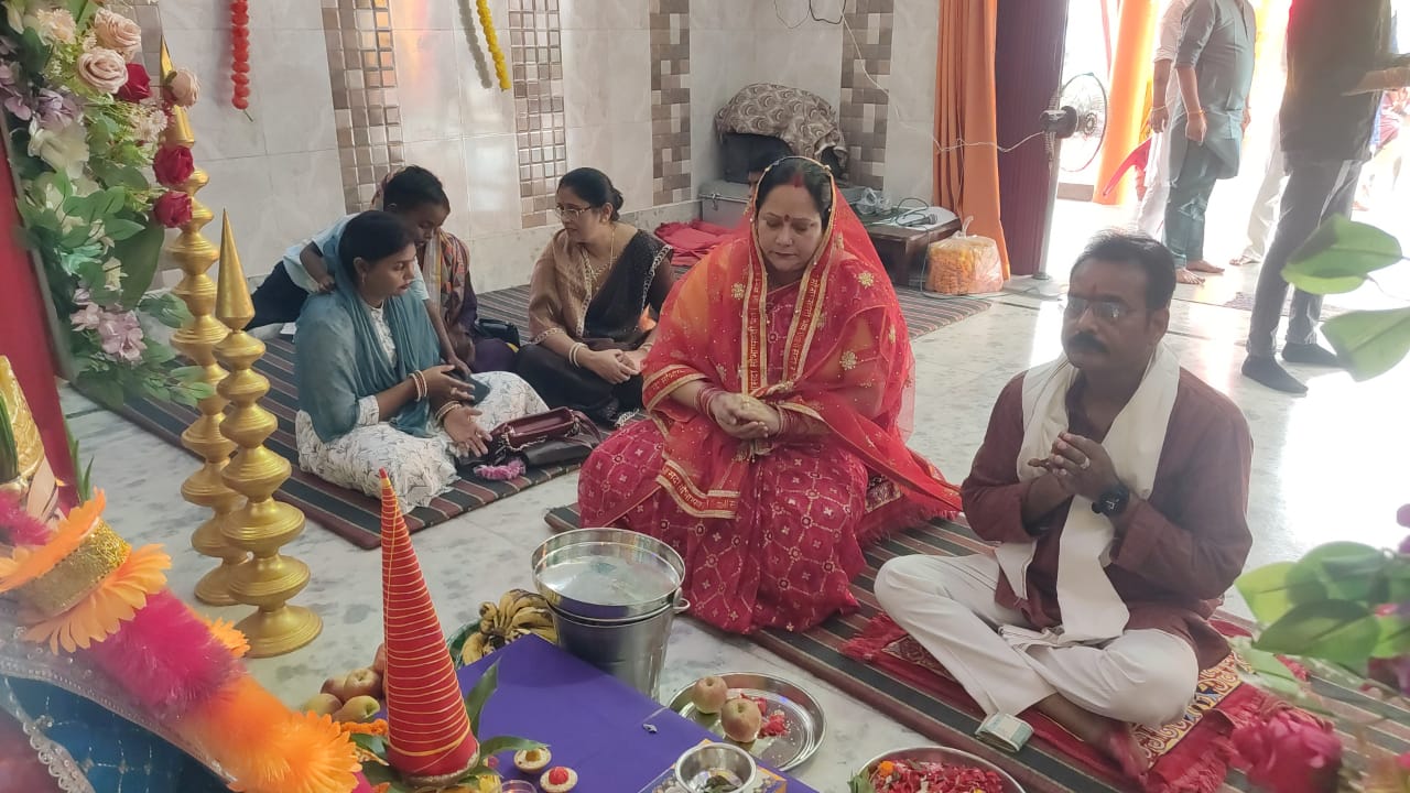 चित्रगुप्त की पूजा चित्रगुप्त की पूजा