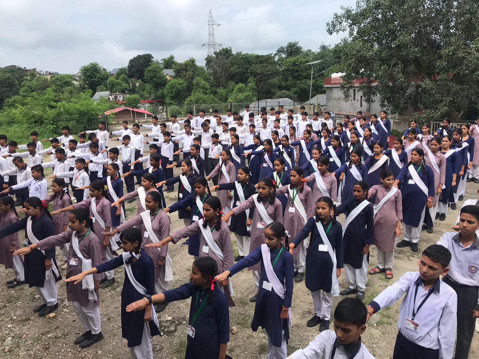 छात्रों ने समाज में बढ़ रही नशे के दुष्प्रभाव को लेकर जागरूकता रैली का आयोजन किया और इसे मिटाने की शपथ ली छात्रों ने समाज में बढ़ रही नशे के दुष्प्रभाव को लेकर जागरूकता रैली का आयोजन किया और इसे मिटाने की शपथ ली