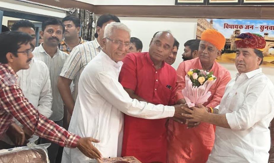 प्रदेश के पहले जन सुनवाई केंद्र की सराहना की उद्योग राज्य मंत्री बिश्नोई ने प्रदेश के पहले जन सुनवाई केंद्र की सराहना की उद्योग राज्य मंत्री बिश्नोई ने