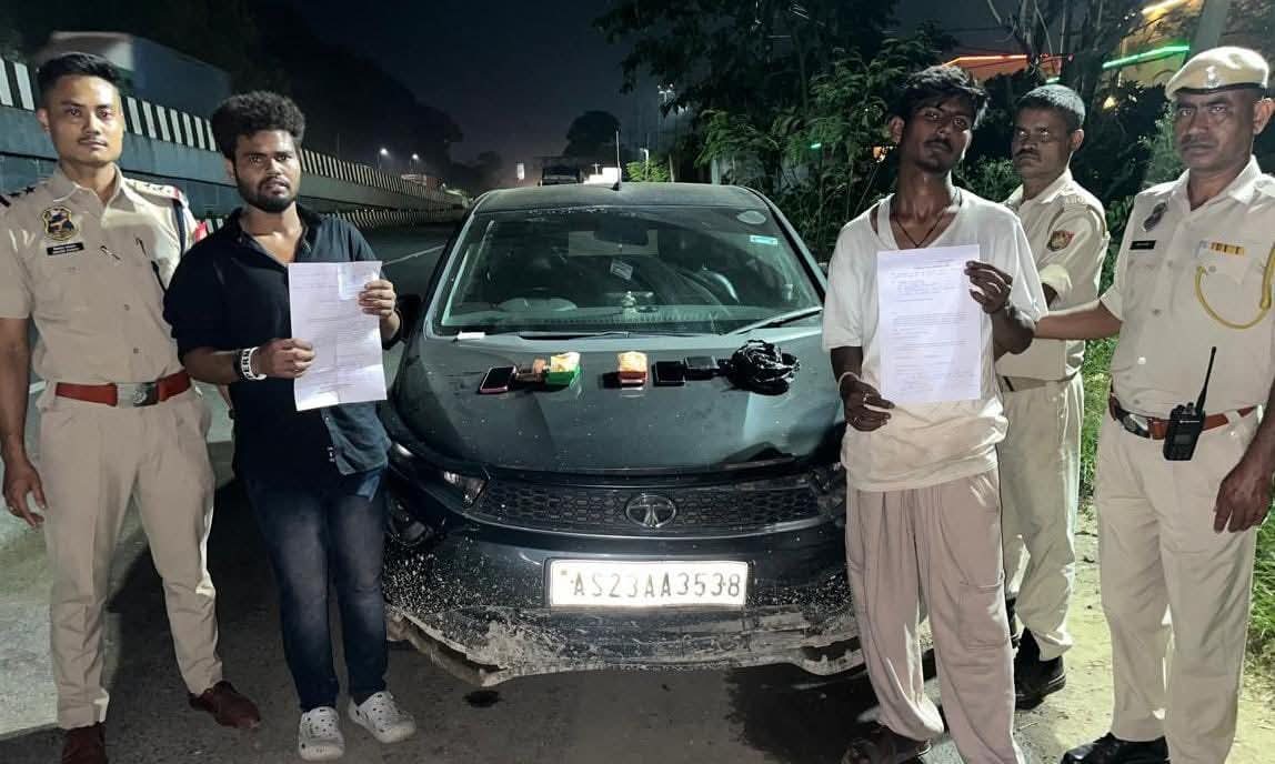 ड्रग्स समेत दो गिरफ्तार ड्रग्स समेत दो गिरफ्तार