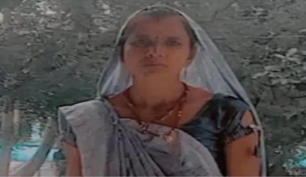 मंदसौर : चम्बल नदी में मिला महिला सरपंच का शव मंदसौर : चम्बल नदी में मिला महिला सरपंच का शव