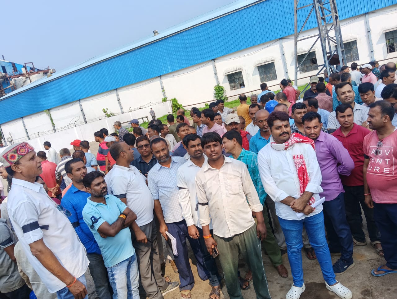 Anger among HBL employees, warning of work boycott from 6th November Anger among HBL employees, warning of work boycott from 6th November