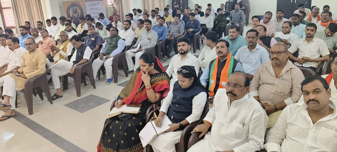 सरदार वल्लभभाई पटेल ने भारत के एकीकरण में महत्वपूर्ण भूमिका निभाई: असीम अरुण सरदार वल्लभभाई पटेल ने भारत के एकीकरण में महत्वपूर्ण भूमिका निभाई: असीम अरुण