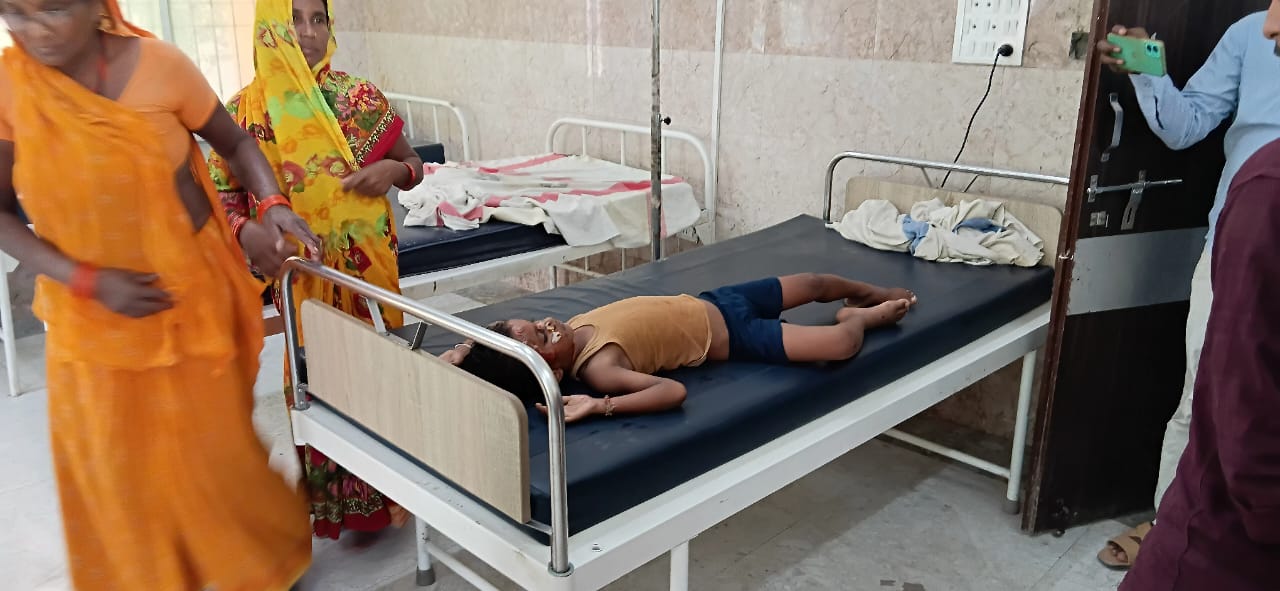 Condition of seven year old child critical due to collision with unknown bike in road accident Condition of seven year old child critical due to collision with unknown bike in road accident