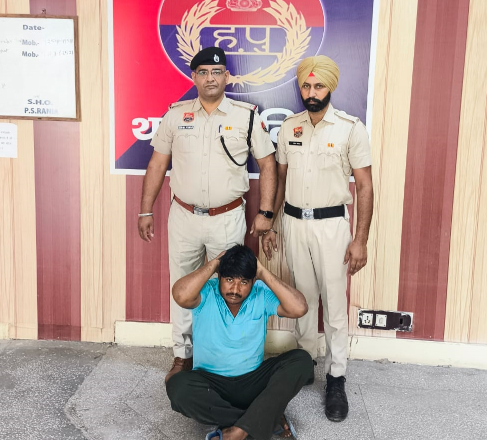 पकड़ा गया चूरापोस्त तस्कर। पकड़ा गया चूरापोस्त तस्कर।