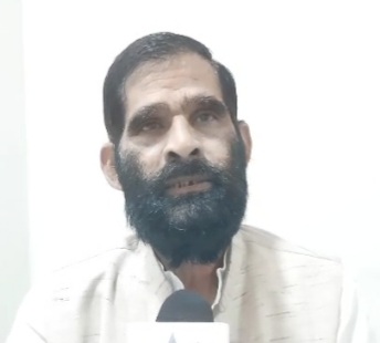 जानकारी देते हुए विधायक जानकारी देते हुए विधायक