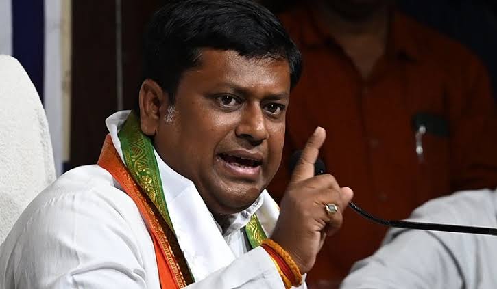 Sukanto majumdar Sukanto majumdar