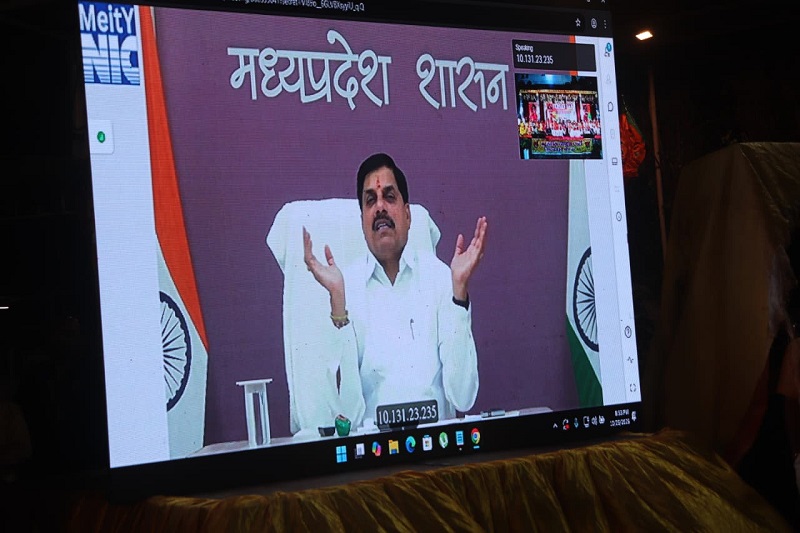 इंदौर के विधानसभा क्षेत्र क्रमांक एक में आयोजित दीपावली मिलन समारोह इंदौर के विधानसभा क्षेत्र क्रमांक एक में आयोजित दीपावली मिलन समारोह