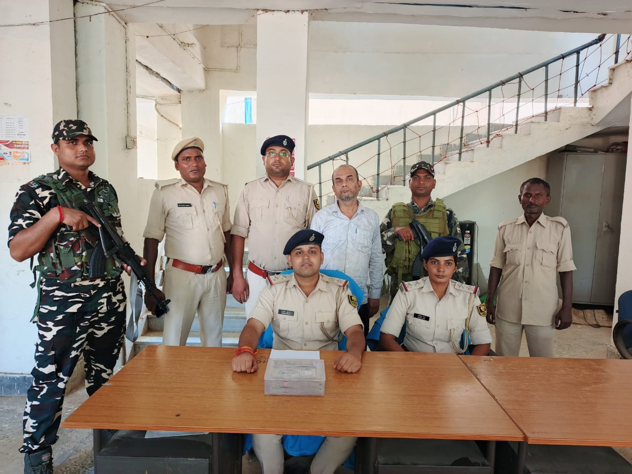 Hundi trader in police custody Hundi trader in police custody
