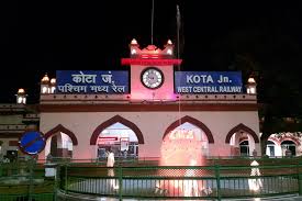 कोटा व सोगरिया स्टेशन पर गूंज रहे हैं छठ पूजा के गीत कोटा व सोगरिया स्टेशन पर गूंज रहे हैं छठ पूजा के गीत