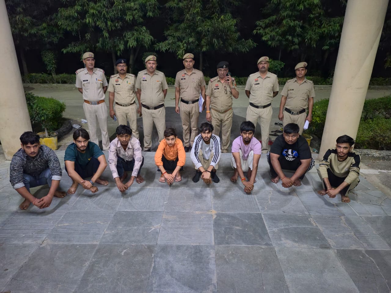 फोटो : पुलिस गिरफ्त में मारपीट के आरोपी फोटो : पुलिस गिरफ्त में मारपीट के आरोपी