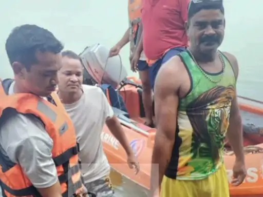 कोरबा जिले के बुका डैम में हादसा: मछली पालन करने वाले युवक की डूबने से मौत, 20 फीट नीचे मिला शव कोरबा जिले के बुका डैम में हादसा: मछली पालन करने वाले युवक की डूबने से मौत, 20 फीट नीचे मिला शव