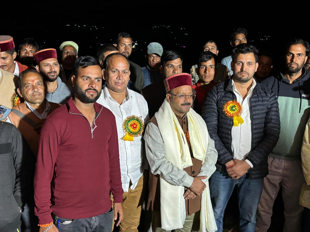 शिवा क्रिकेट क्लब रौन  टूर्नामेंट में पहुंचे राज्यमंत्री गीताराम गौड़ शिवा क्रिकेट क्लब रौन  टूर्नामेंट में पहुंचे राज्यमंत्री गीताराम गौड़