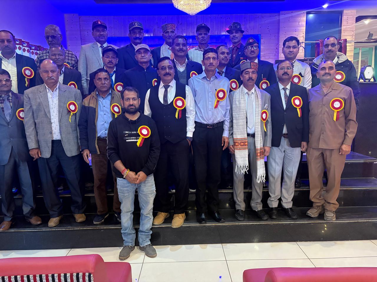 13वीं जैक राइफल बटालियन के पूर्व सैनिकों ने मनाया 59वां स्थापना दिवस, विक्रम बत्रा को किया सलाम 13वीं जैक राइफल बटालियन के पूर्व सैनिकों ने मनाया 59वां स्थापना दिवस, विक्रम बत्रा को किया सलाम