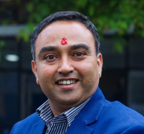 विश्वचक्षु। विश्वचक्षु।