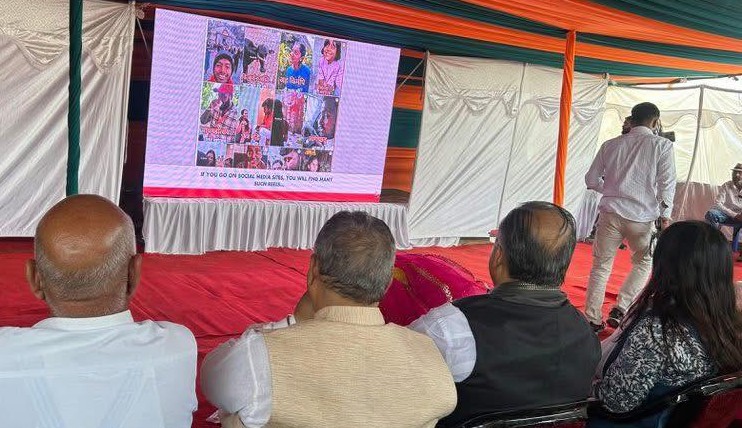 प्रधानमंत्री मोदी के नेतृत्व में जम्मू-कश्मीर अलगाववाद से आत्मनिर्भरता की ओर बदलाव का गवाह बन रहा है- तरुण चुघ प्रधानमंत्री मोदी के नेतृत्व में जम्मू-कश्मीर अलगाववाद से आत्मनिर्भरता की ओर बदलाव का गवाह बन रहा है- तरुण चुघ