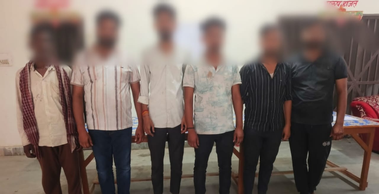 गिरफ्तार अभियुक्त गिरफ्तार अभियुक्त