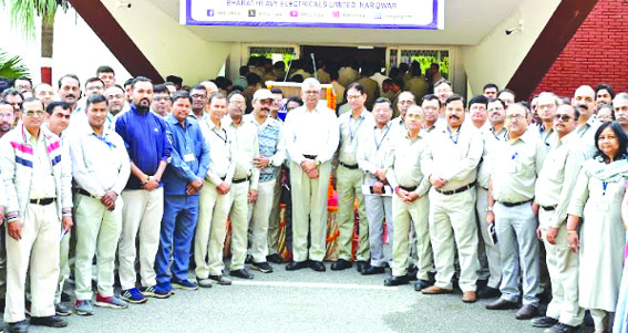 कार्यक्रम के दौरान कार्यक्रम के दौरान