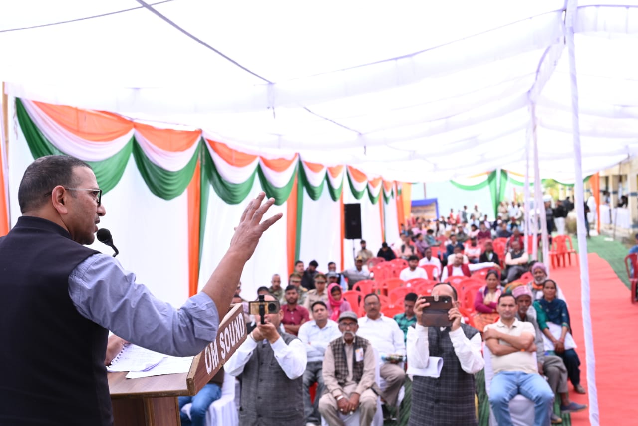 सड़क, कृषि, स्वास्थ्य से लेकर सिंचाई  की समस्याओं का  जल्द निस्तारण के निर्देश सड़क, कृषि, स्वास्थ्य से लेकर सिंचाई  की समस्याओं का  जल्द निस्तारण के निर्देश