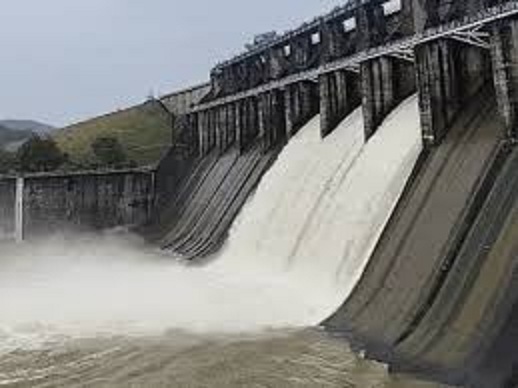 इटारसी में तवा डैम के तीन गेट खोले गए इटारसी में तवा डैम के तीन गेट खोले गए
