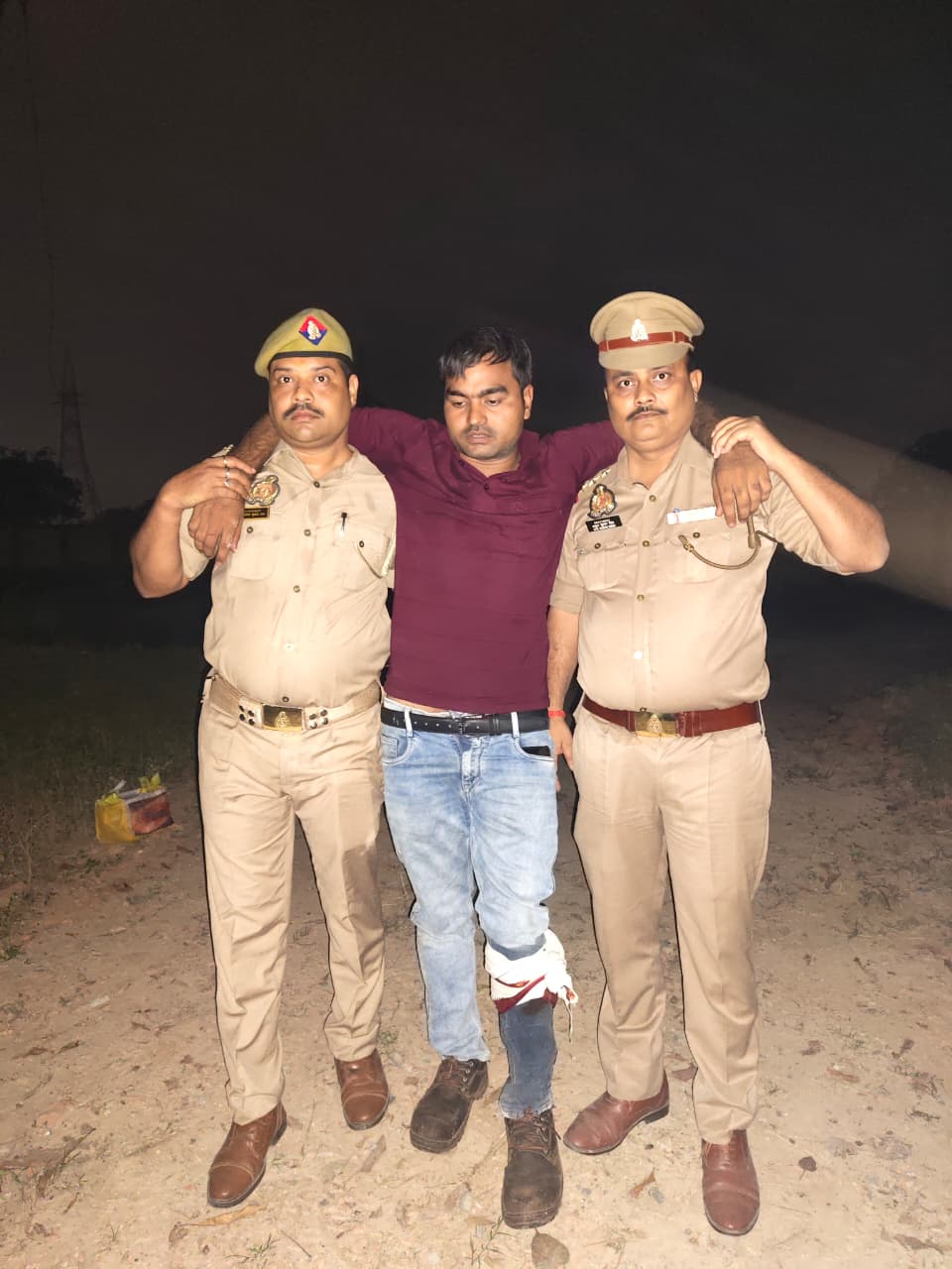 मुठभेड़ में गिरफ्तार बदमाश