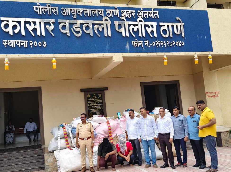 Illegal Gurkha worth Rs 46 lakhs seized in Thane Illegal Gurkha worth Rs 46 lakhs seized in Thane