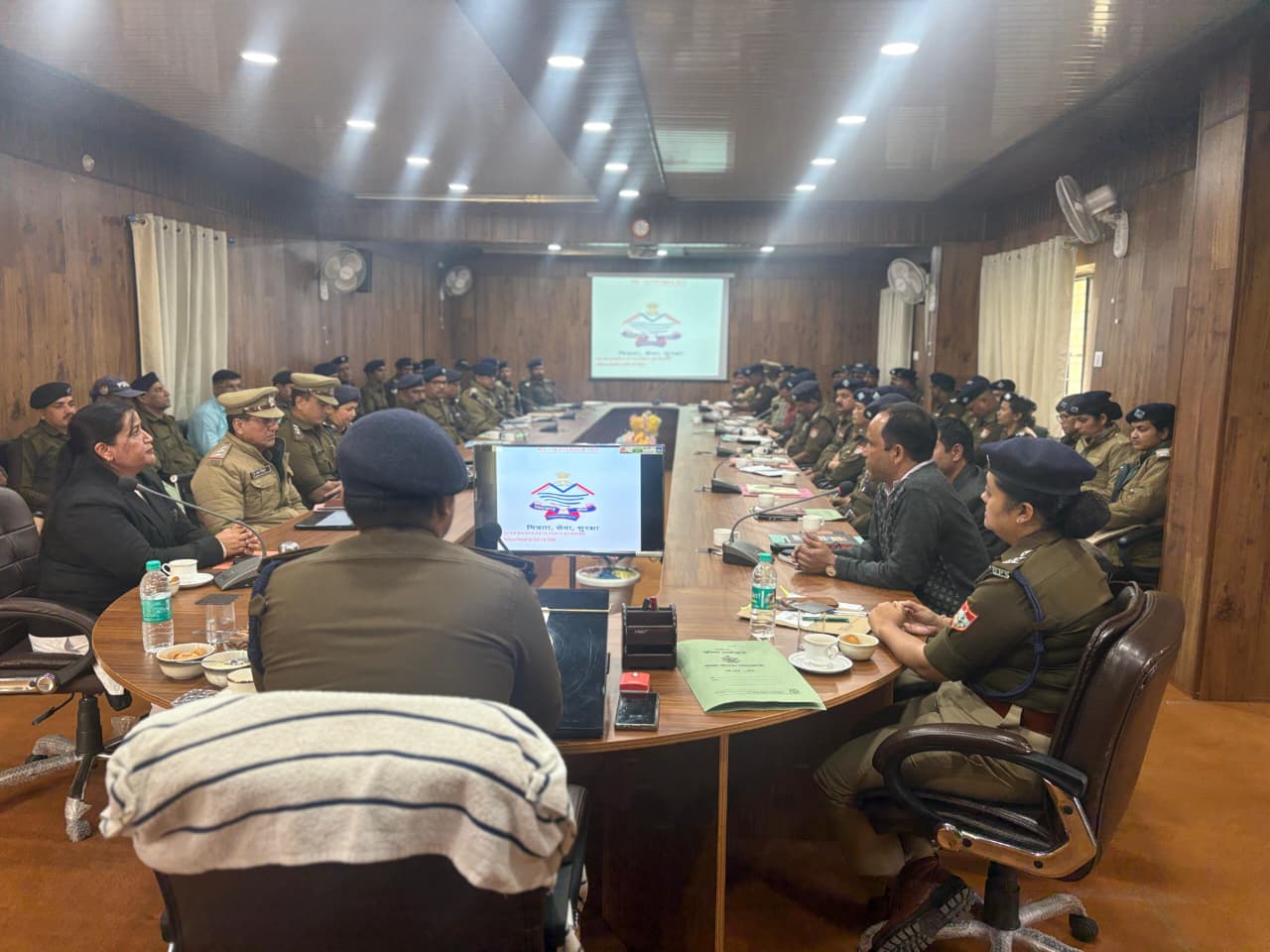 मासिक अपराध गोष्टी मासिक अपराध गोष्टी